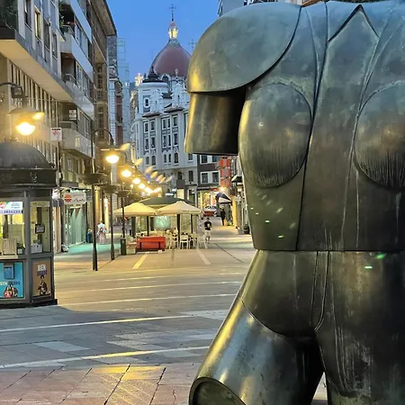 Aureliano San Román Apartamento