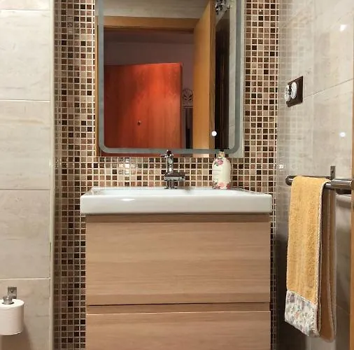 Aureliano San Román Apartamento *